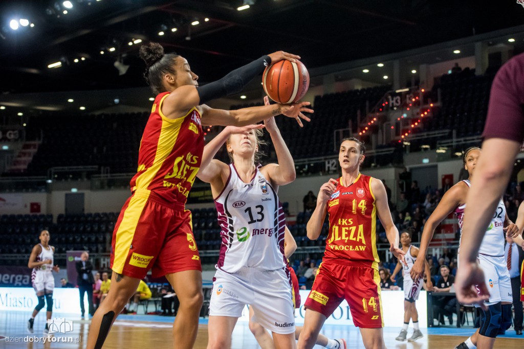 Energa Toruń pokonuje Ślęzę Wrocław