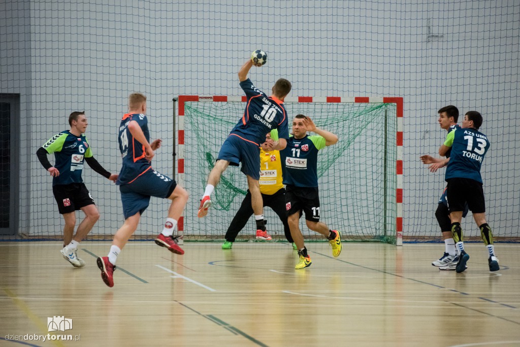 AZS UMK Toruń przegrywa w hali UCS-u