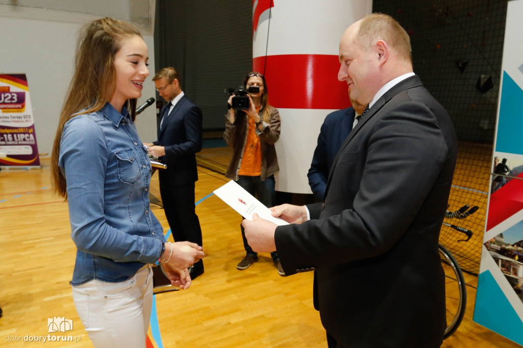 Sportowcy z regionu z nagrodami