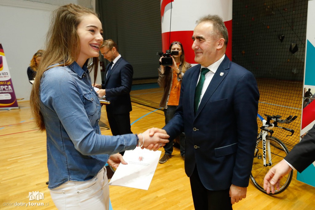 Sportowcy z regionu z nagrodami