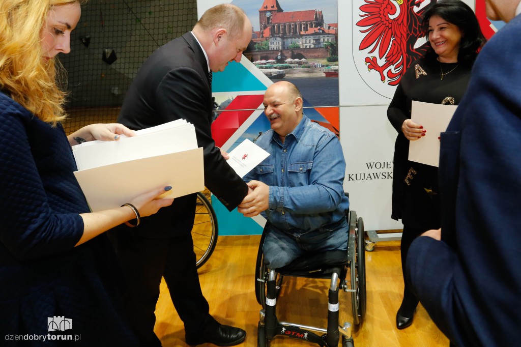 Sportowcy z regionu z nagrodami