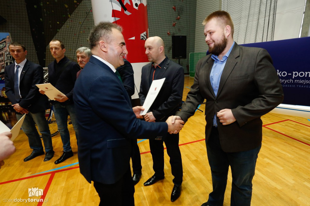 Sportowcy z regionu z nagrodami