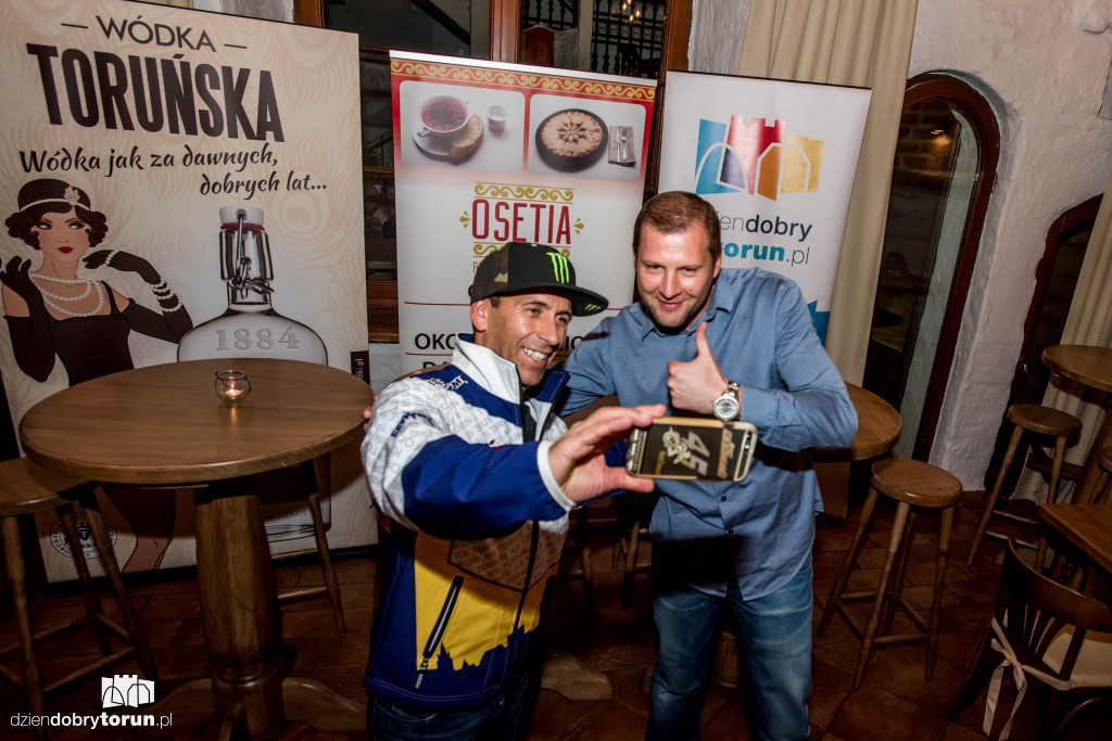 Przystojni i dowcipni. Oto ekipa Get Well