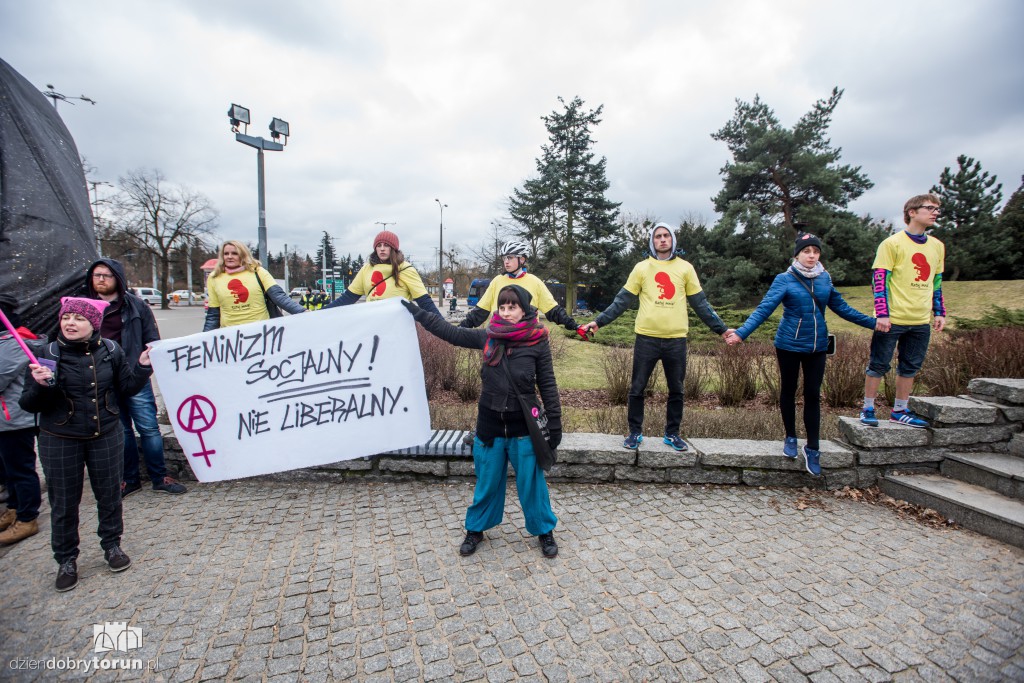 Manifa 2017 kontra protest pro life