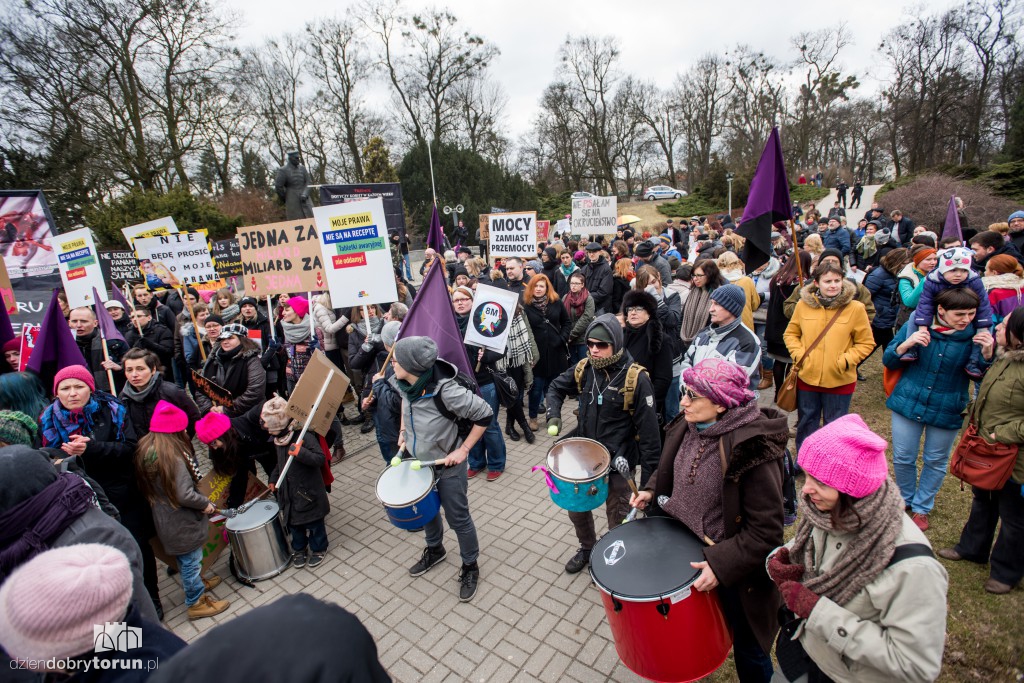 Manifa 2017 kontra protest pro life