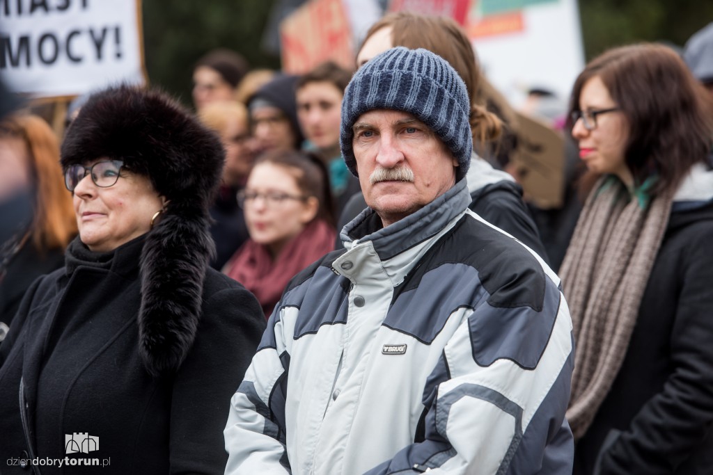 Manifa 2017 kontra protest pro life