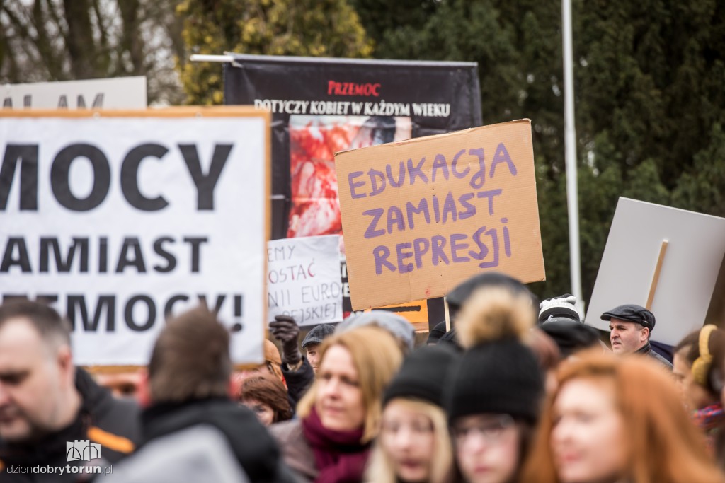 Manifa 2017 kontra protest pro life