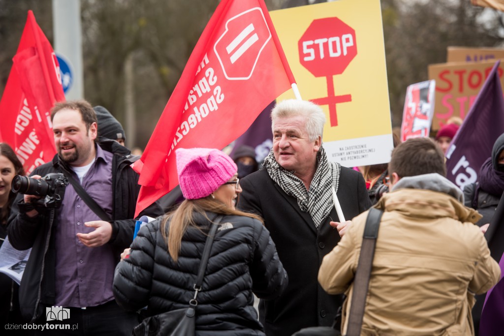 Manifa 2017 kontra protest pro life