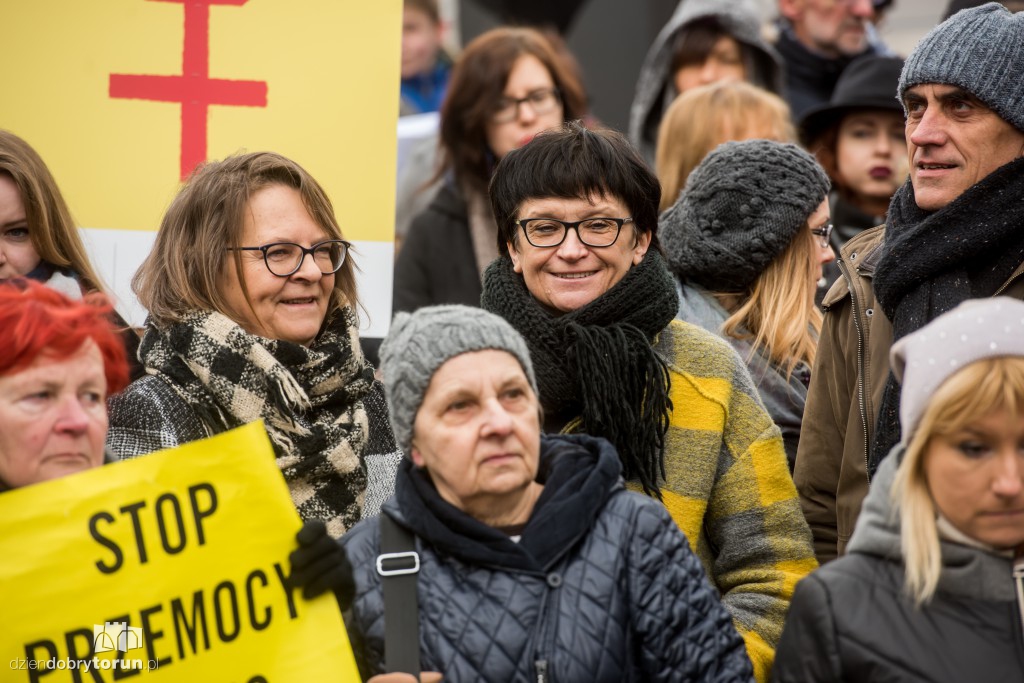 Manifa 2017 kontra protest pro life