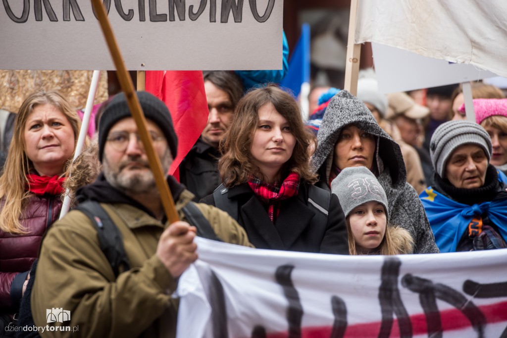 Manifa 2017 kontra protest pro life