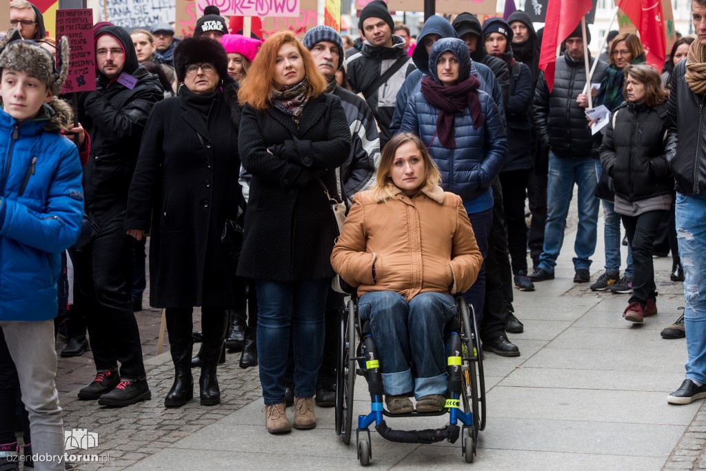 Manifa 2017 kontra protest pro life