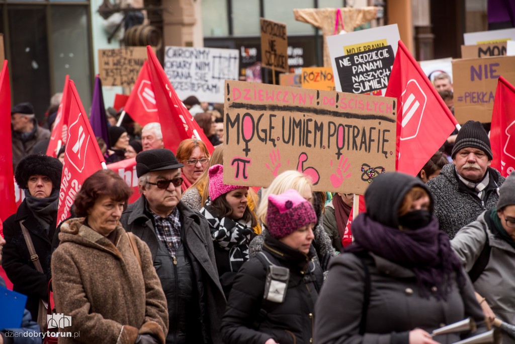 Manifa 2017 kontra protest pro life