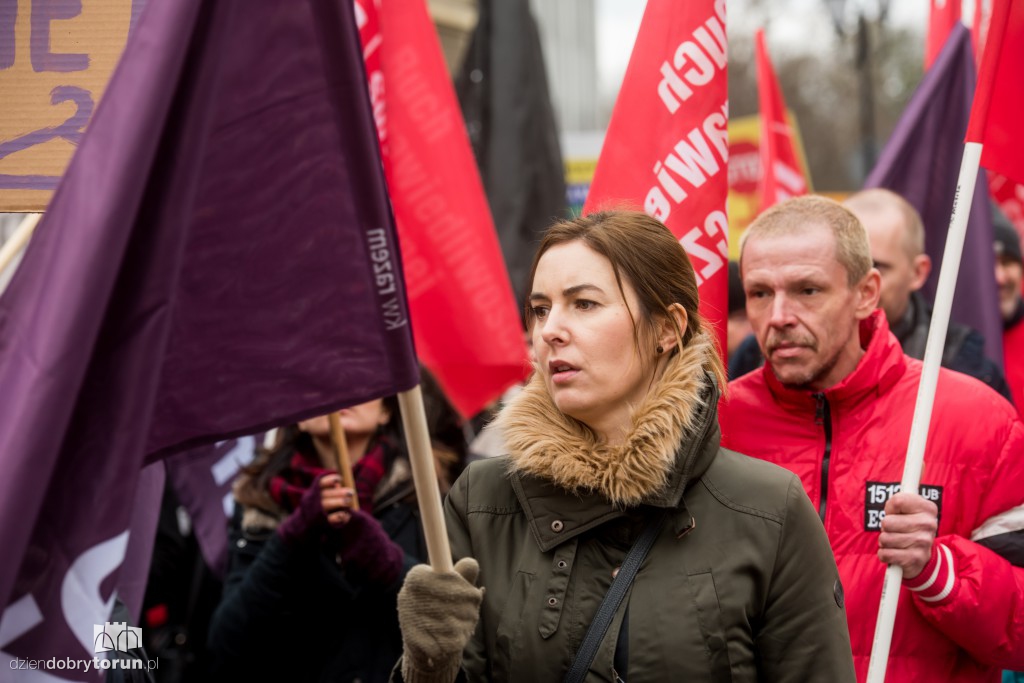Manifa 2017 kontra protest pro life