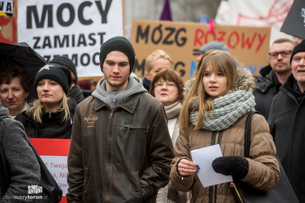 Manifa 2017 kontra protest pro life