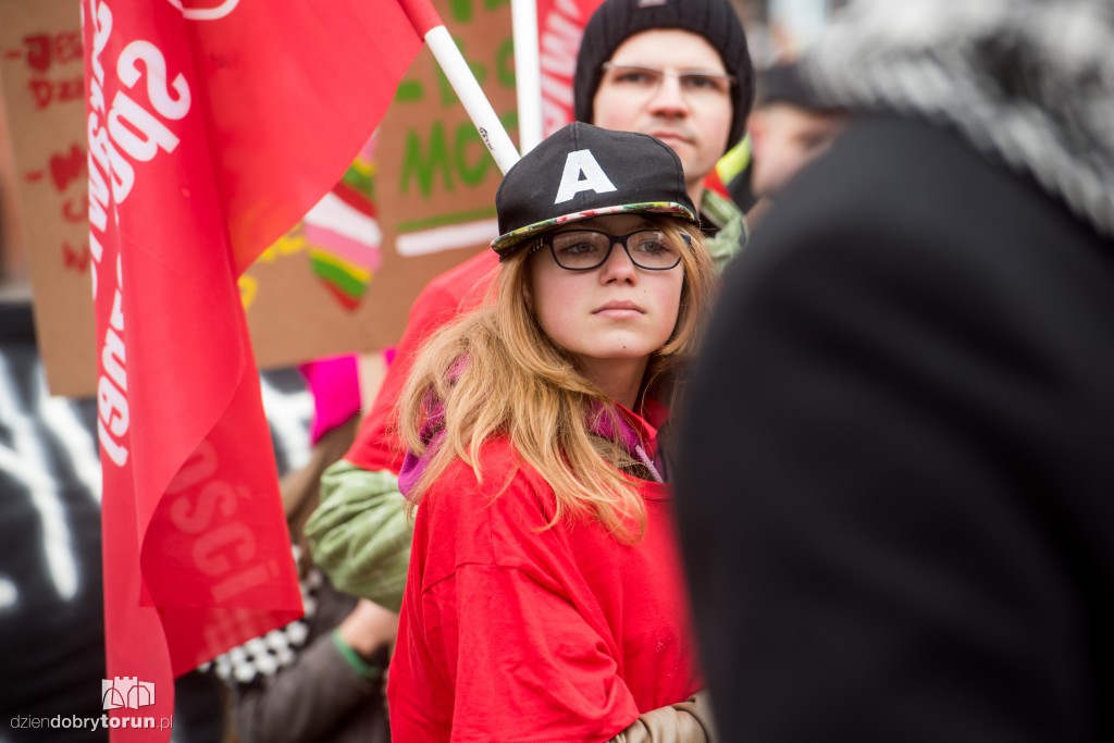 Manifa 2017 kontra protest pro life