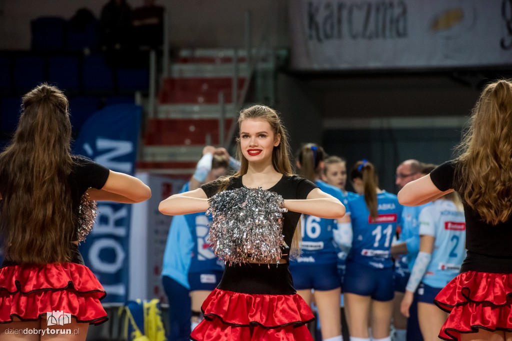 Siatkarki pokonują Legionovię