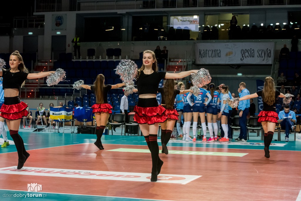 Siatkarki pokonują Legionovię