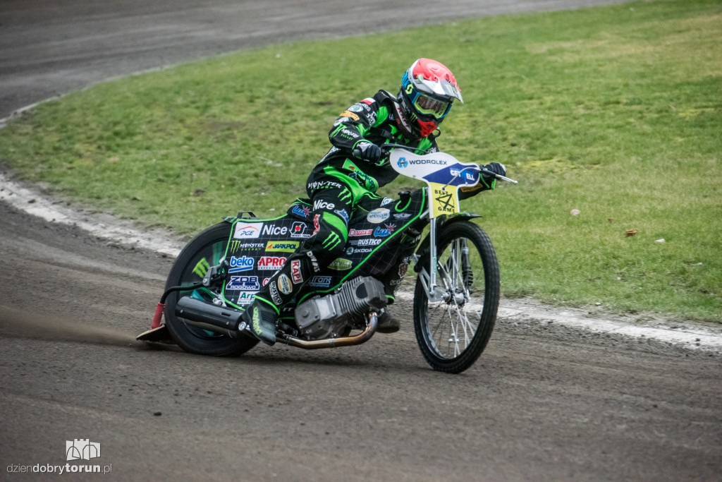 Żużlowcy wyjechali w końcu na tor!