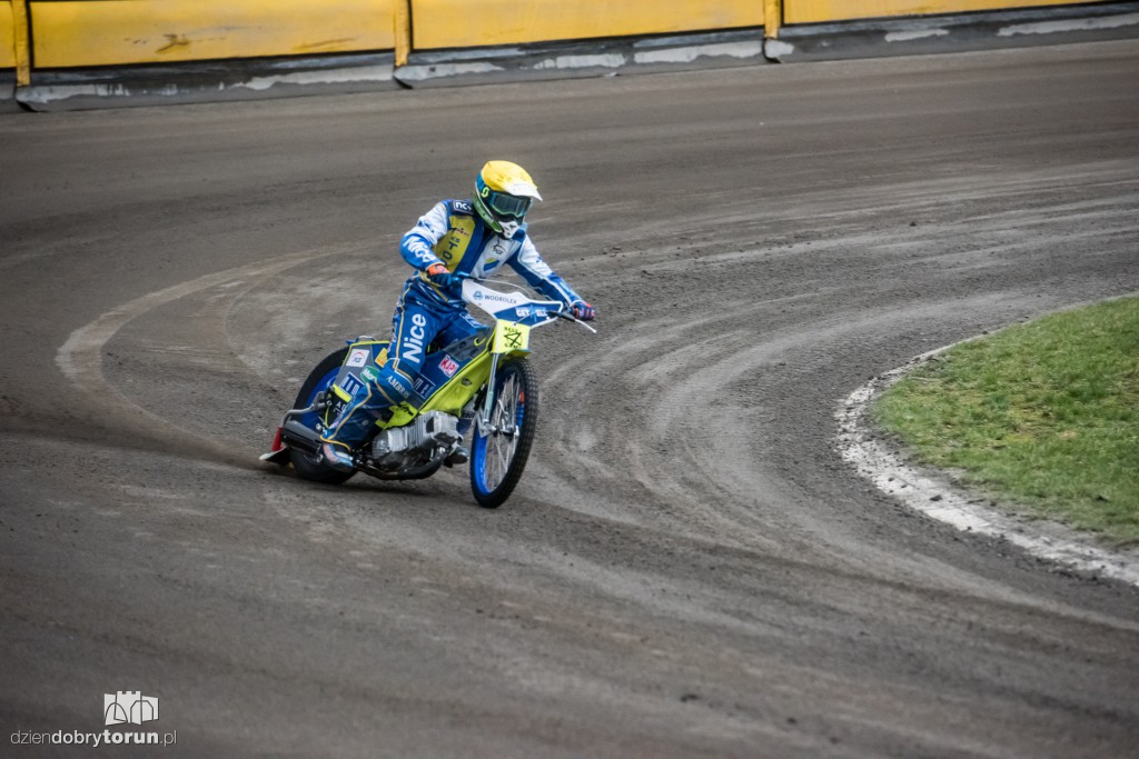 Żużlowcy wyjechali w końcu na tor!