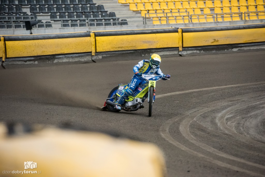 Żużlowcy wyjechali w końcu na tor!