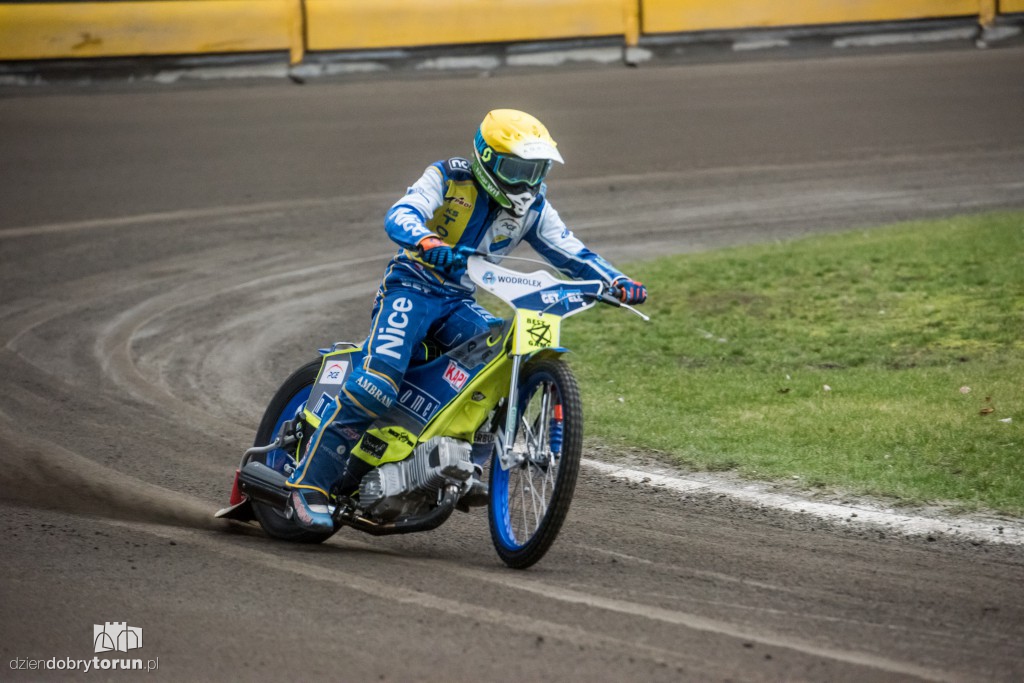 Żużlowcy wyjechali w końcu na tor!