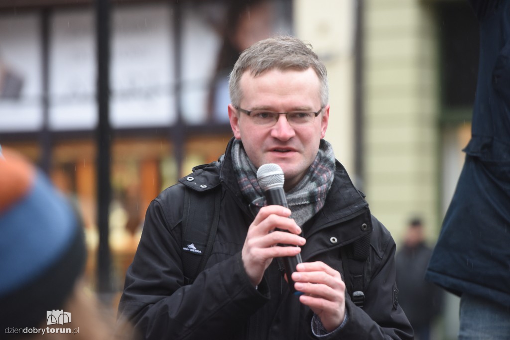Partia Razem przeciwko rasizmowi