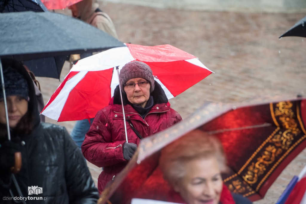 KOD stanął w obronie sądów i samorządów