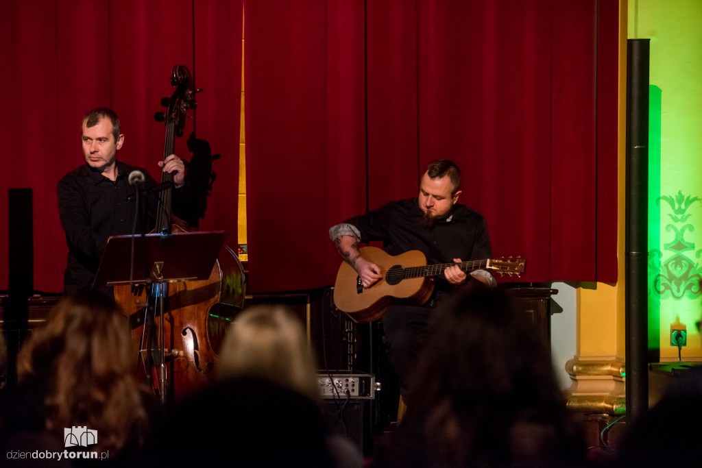 Mariusz Lubomski w Dworze Artusa