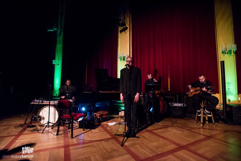 Mariusz Lubomski w Dworze Artusa