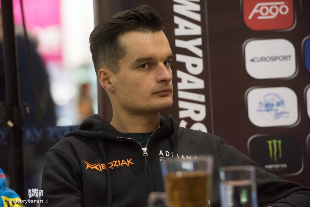 Żużlowcy spotkali się z kibicami