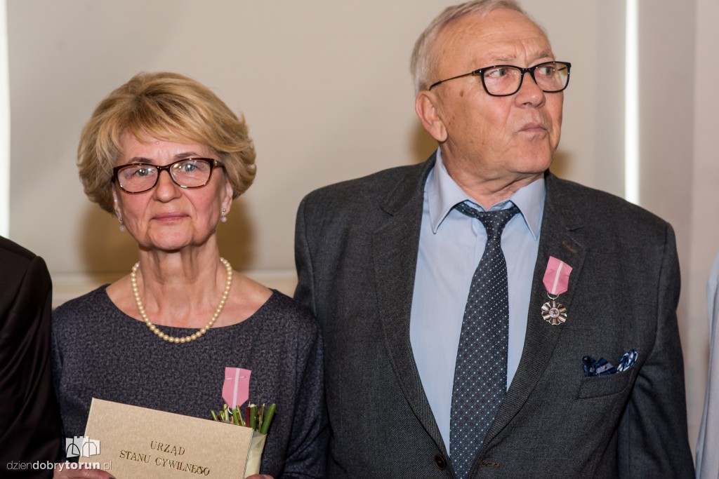 Jak wytrzymać z mężem lub żoną 50 lat?