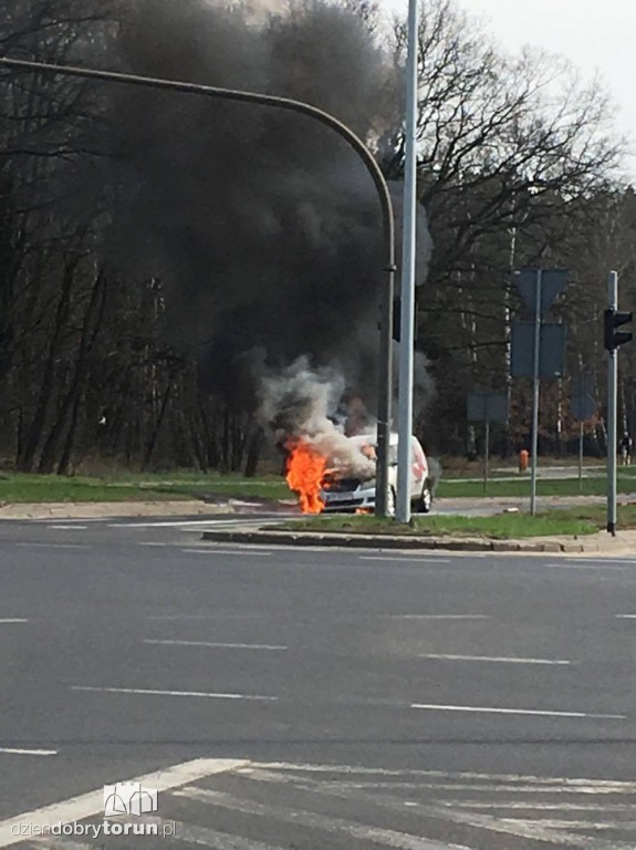 Auto płonęło przy ul. Olimpijskiej