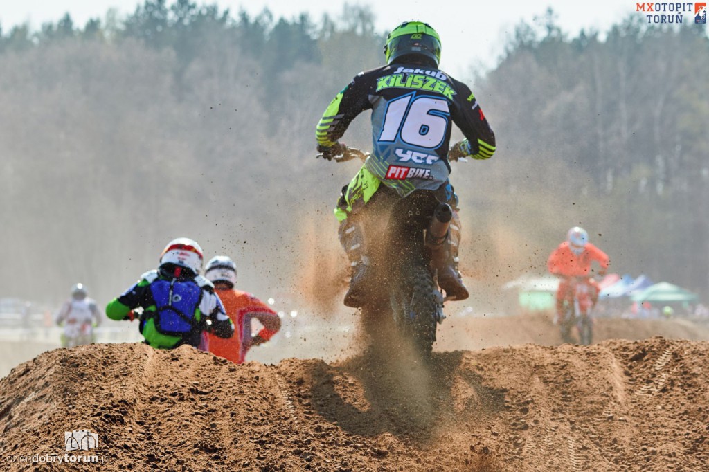 Tak ścigano się na torze w Głażewie