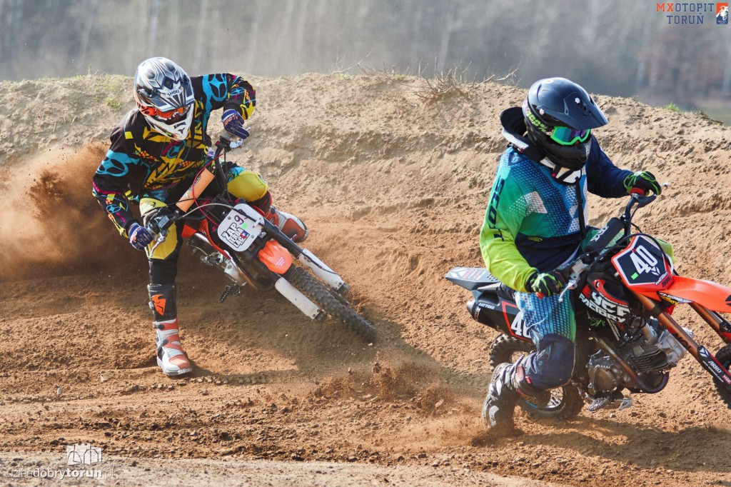 Tak ścigano się na torze w Głażewie