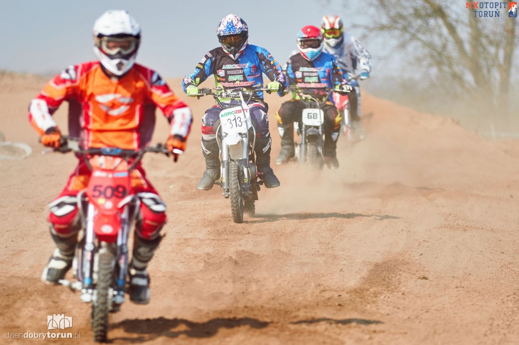 Tak ścigano się na torze w Głażewie