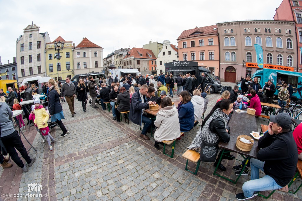 Zlot foodtrucków w Toruniu