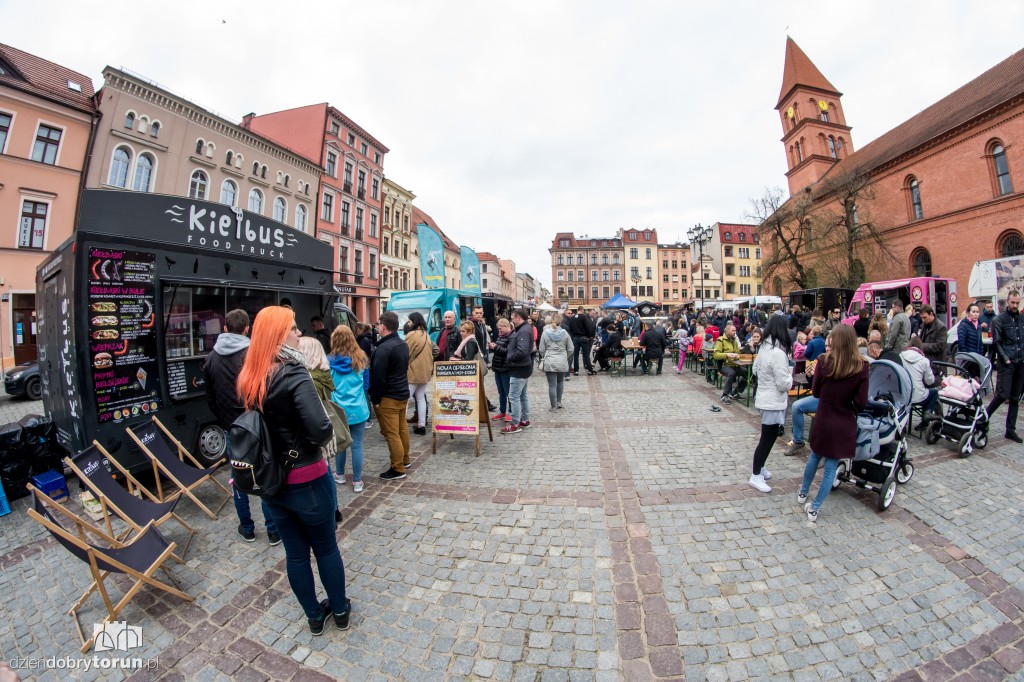 Zlot foodtrucków w Toruniu