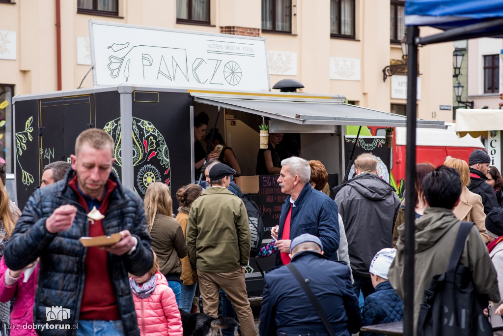 Zlot foodtrucków w Toruniu