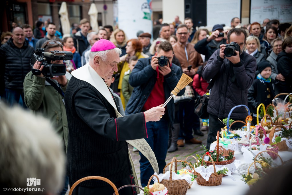 Święcenie pokarmów na Rynku
