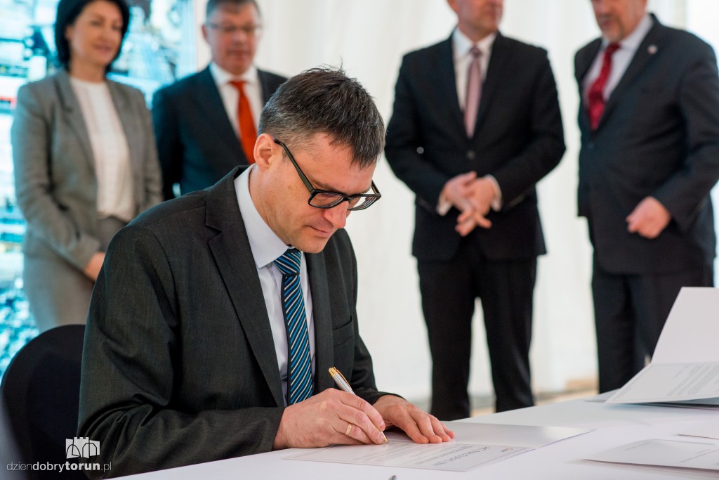 EDF uruchomił gazową elektrociepłownię
