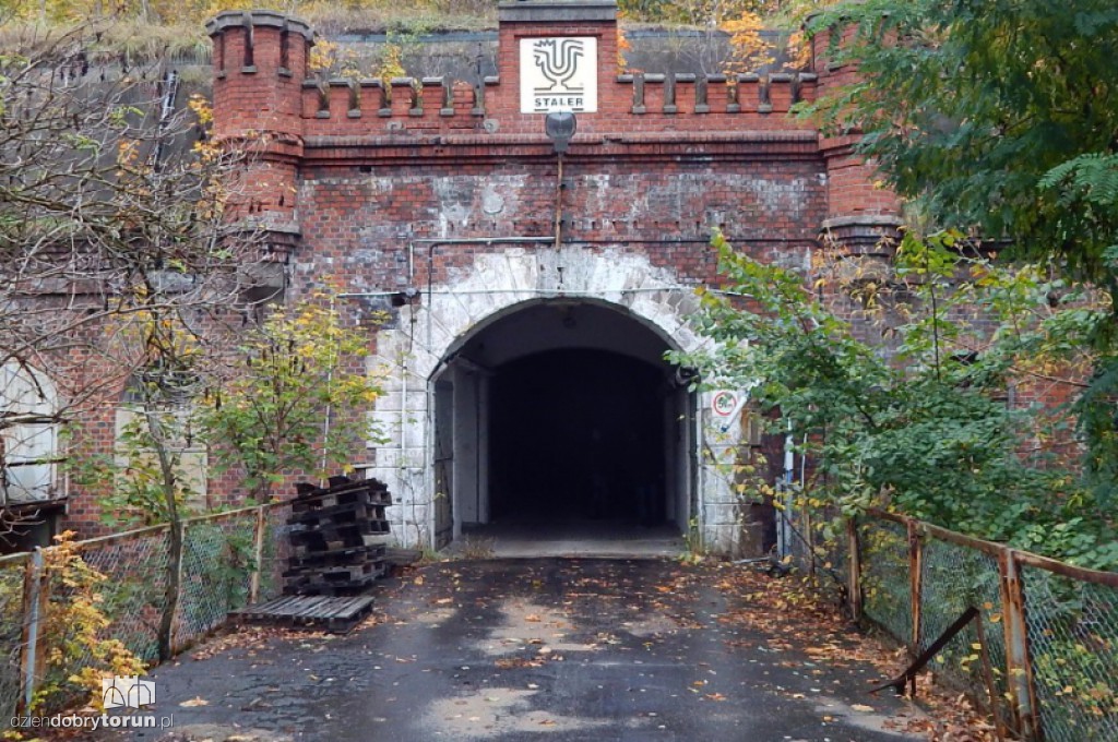 Jeńcy radzieccy w toruńskich fortach