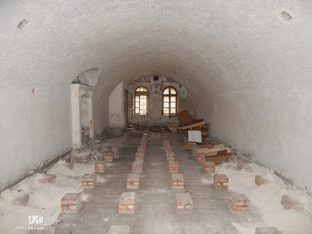 Jeńcy radzieccy w toruńskich fortach