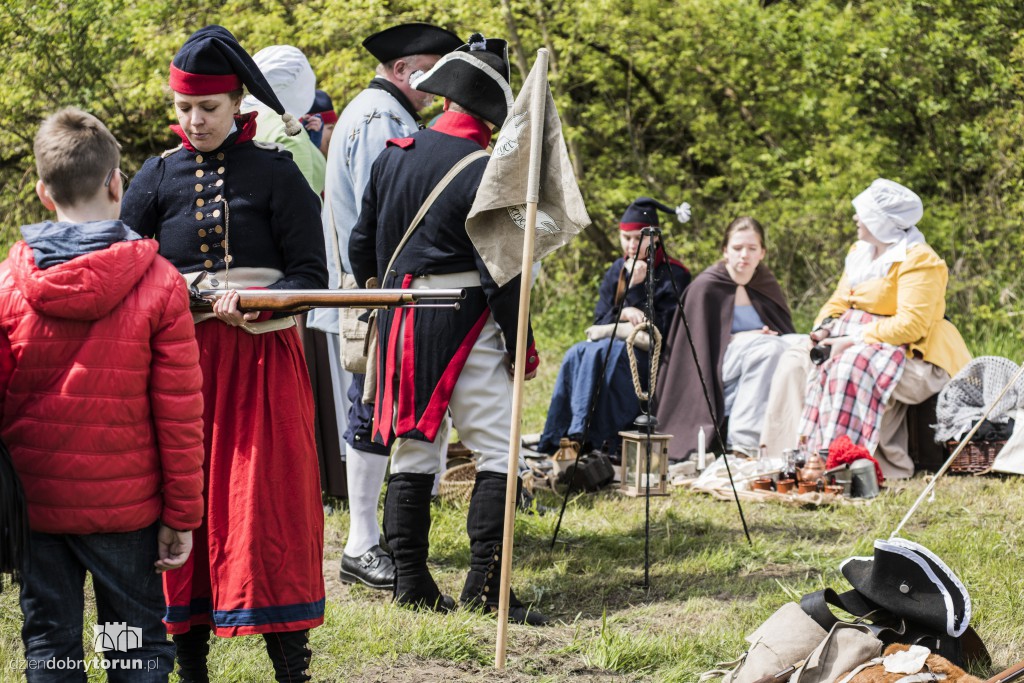 Majówka z historią na Zamku Dybów