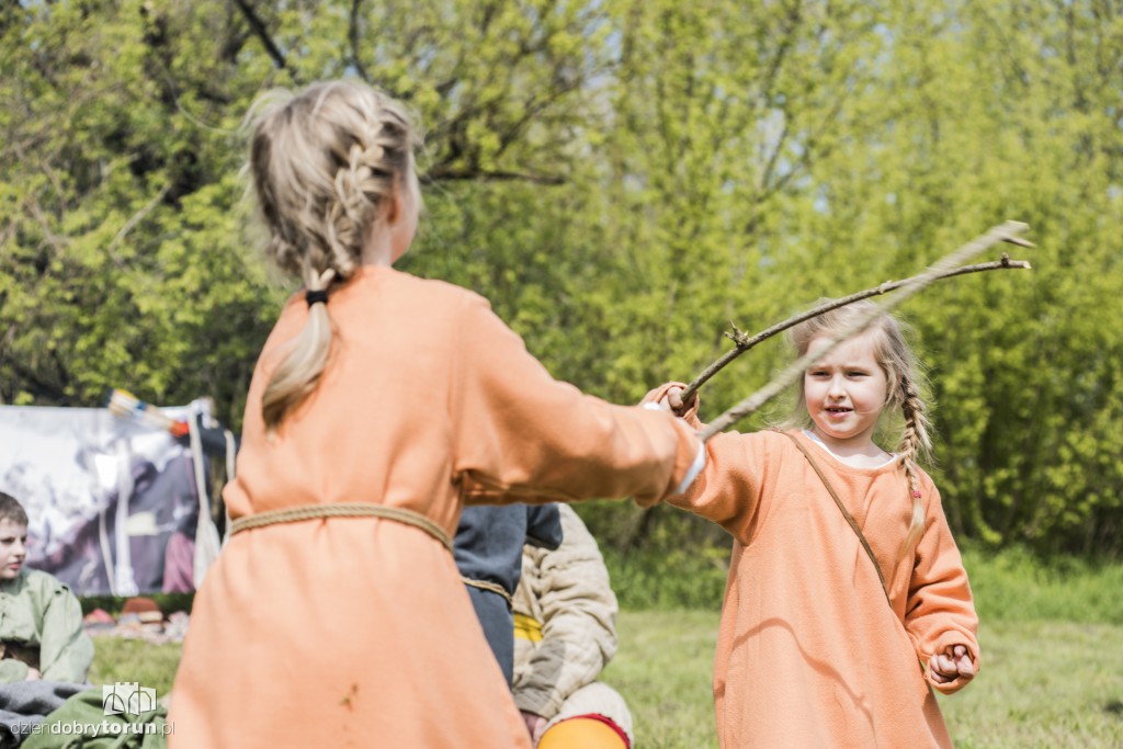 Majówka z historią na Zamku Dybów