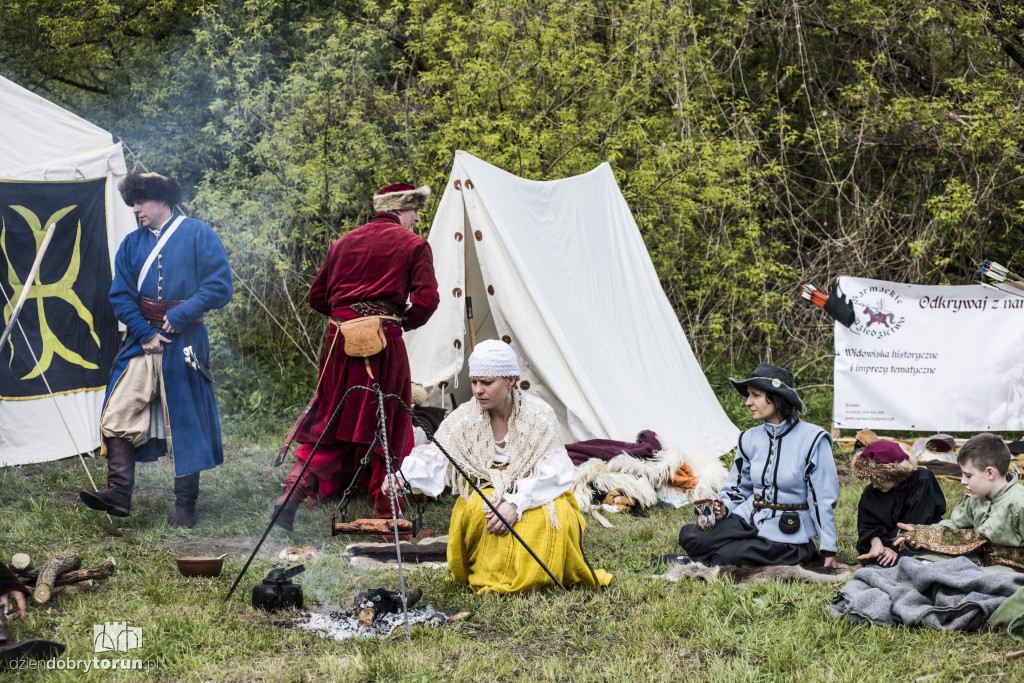 Majówka z historią na Zamku Dybów