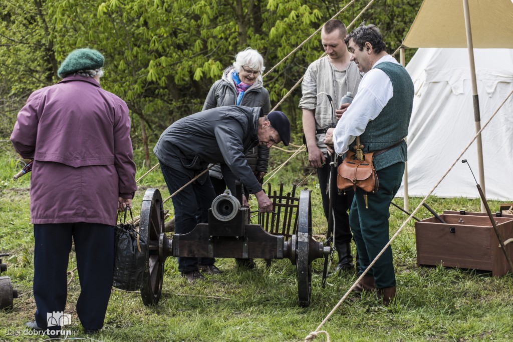 Majówka z historią na Zamku Dybów