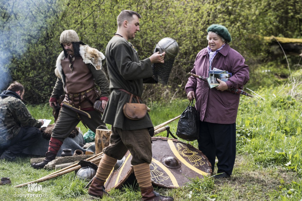 Majówka z historią na Zamku Dybów