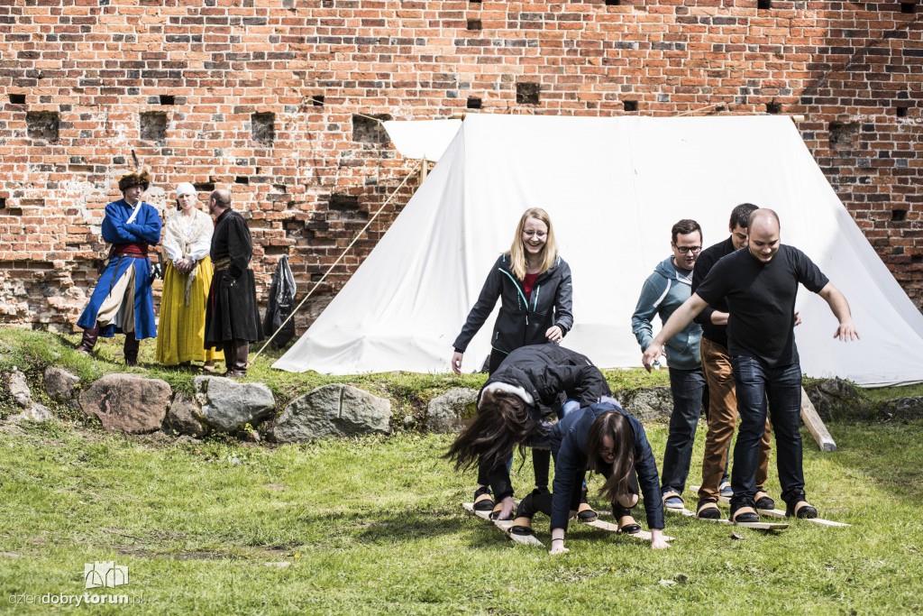 Majówka z historią na Zamku Dybów