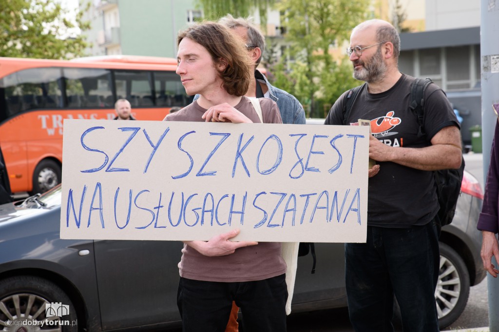 Demonstracja w obronie zwierząt