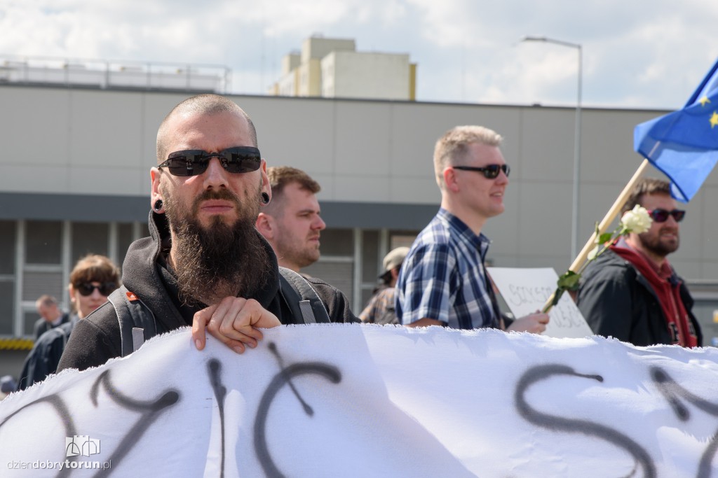 Demonstracja w obronie zwierząt